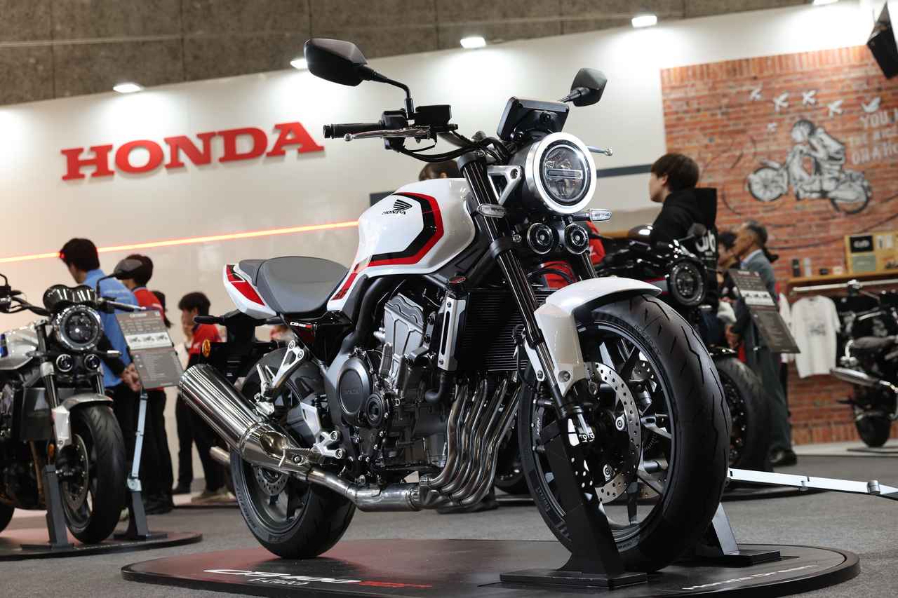 画像3: “ザ・CB”と言うべき定番のスペンサーカラー、シルバー