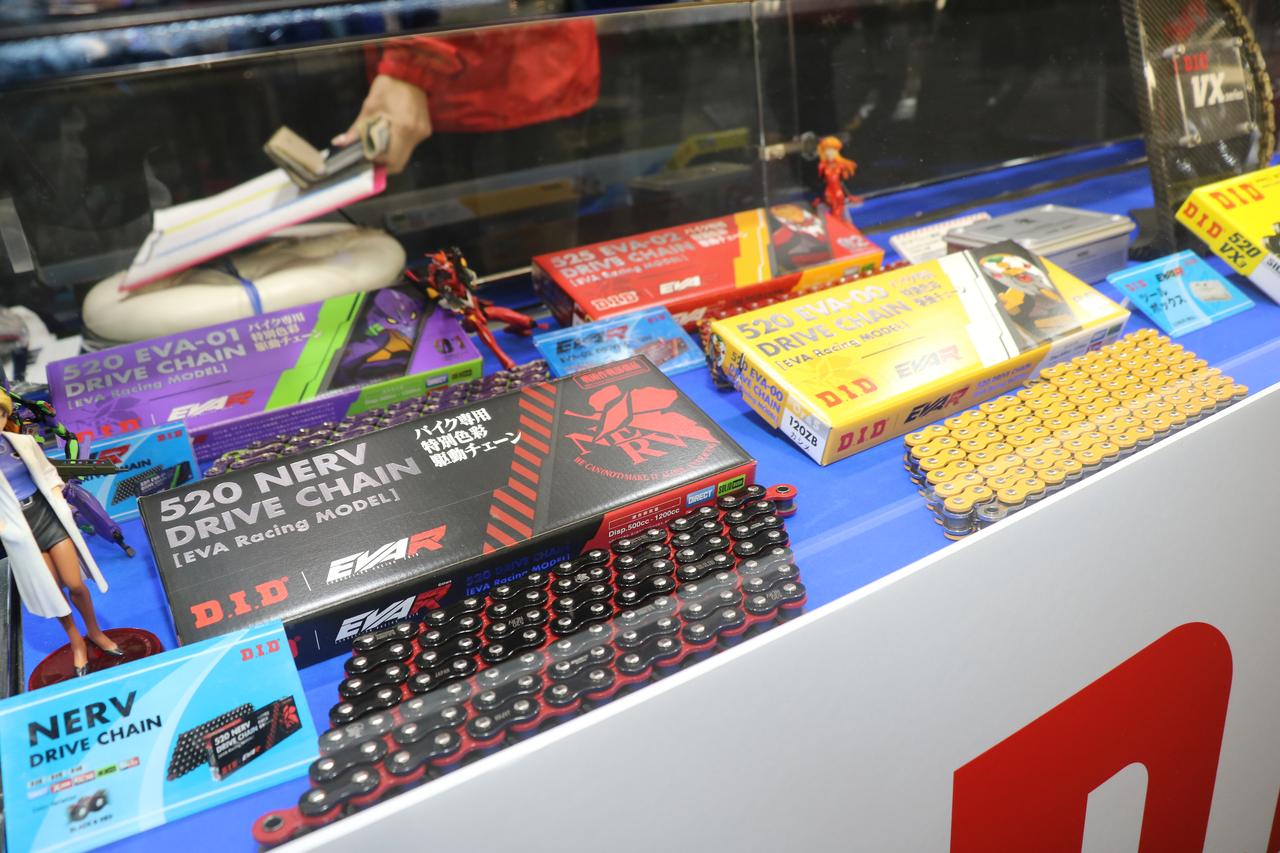 画像: あのコラボチェーンにまさかの新色登場!……みんな、この色どうですか?