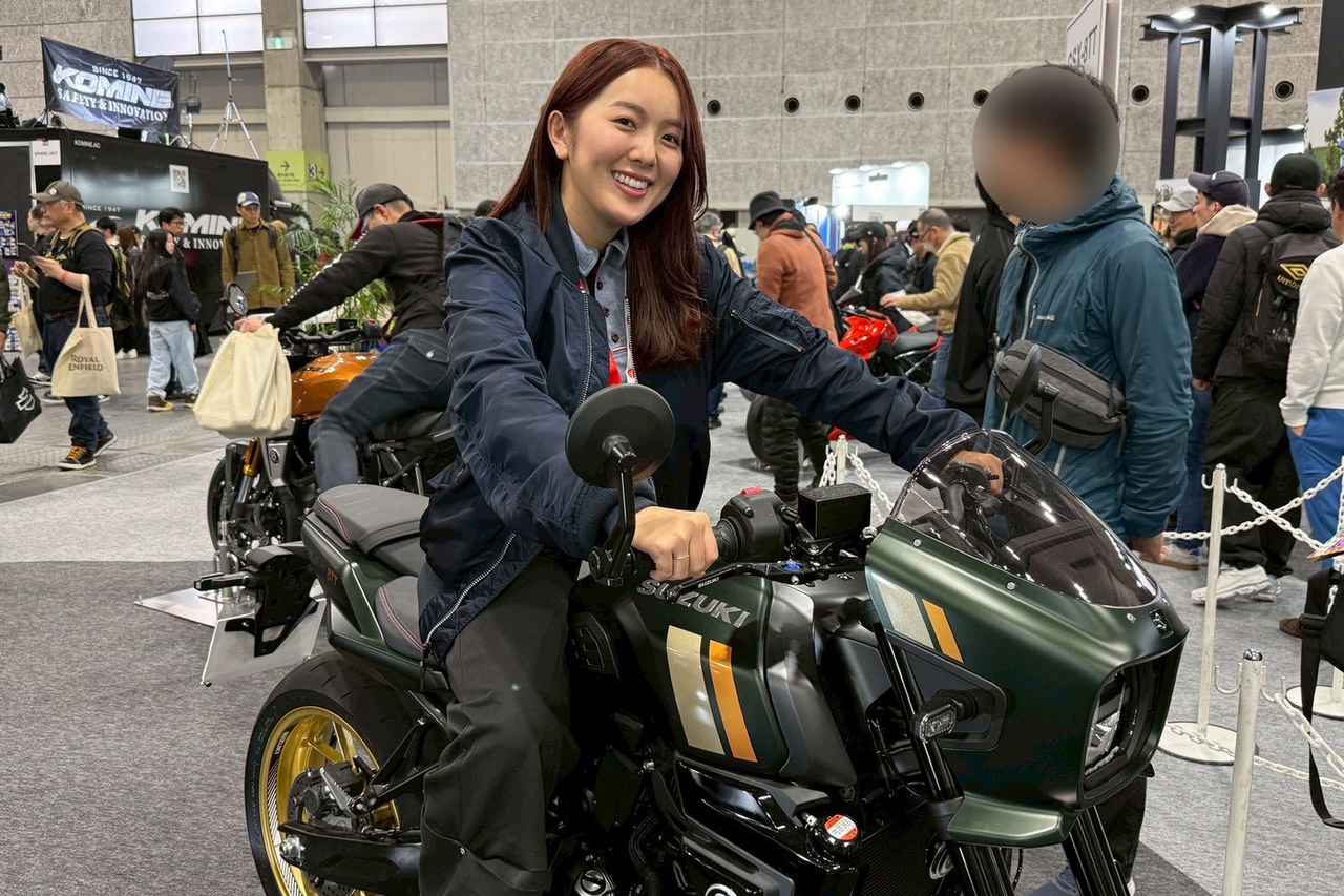 画像21: せんちゃん（161cm）＆えまちゃん（157cm）足つきレポート｜最新モデル15機種をオートバイ女子部の2人が片っ端から跨っていく【大阪モーターサイクルショー2026】