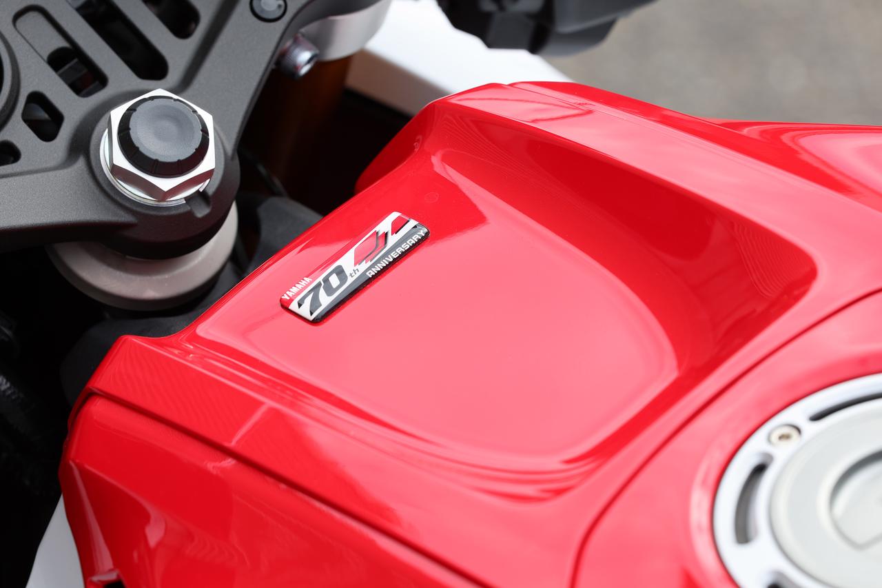 画像 : 21番目の画像 - 【写真28枚】ヤマハ「YZF-R7 70th Anniversary Edition」 - webオートバイ