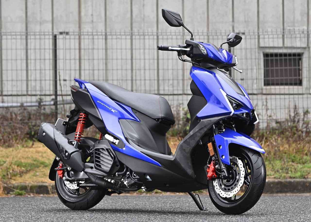 画像: YAMAHA CYGNUS X(市販予定車) 精悍スタイルにモデルチェンジした快速スクーター
