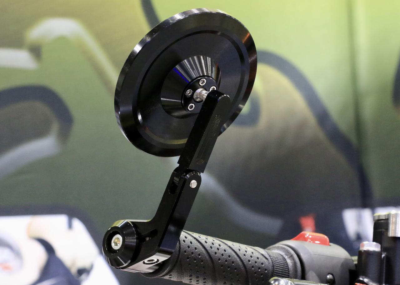 画像4: 【カスタムガイド】オリジナルキャリパーからスマホホルダーまで!!　スペシャルパーツ武川が展開する新商品に大注目！【大阪モーターサイクルショー2026 現地レポート】