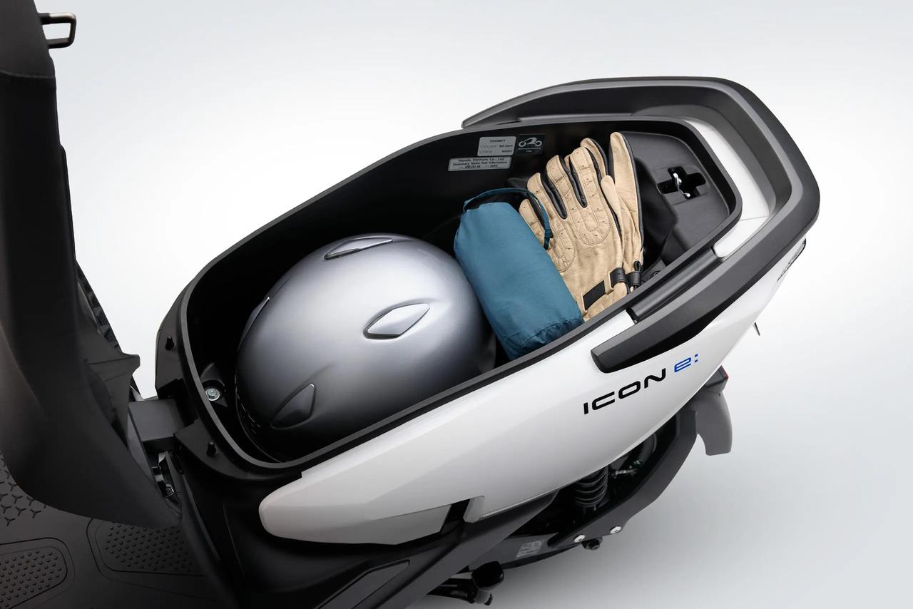 画像: ※ 写真の小物類は撮影のために用意したものです。