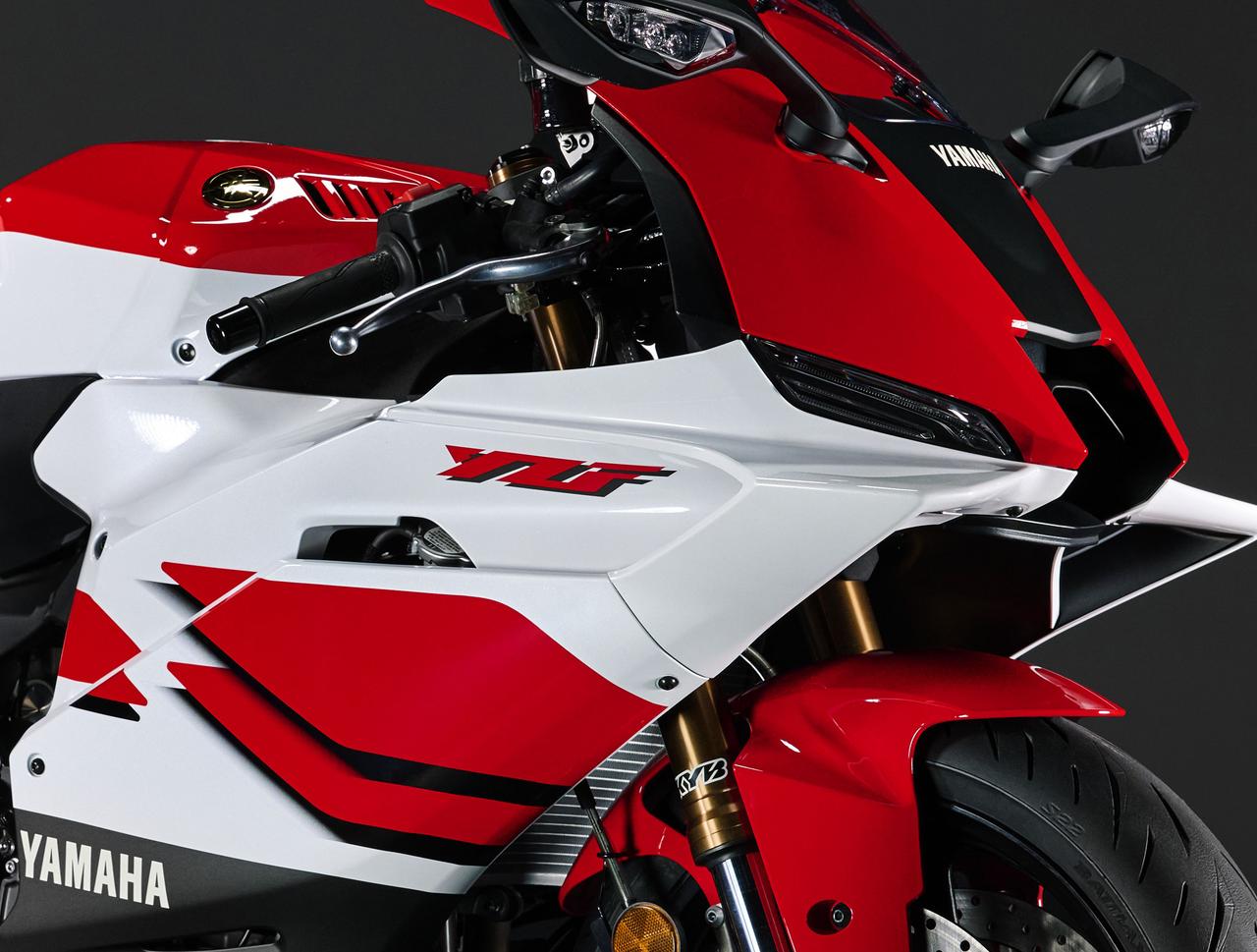 画像: ヤマハ発動機が創立70周年記念カラーのYZF-Rシリーズを4機種発表！ 1999年のYZF-R7（OW02）をイメージした配色を採用 - webオートバイ
