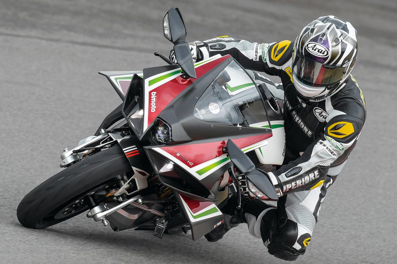 画像: ビモータ「テージH2」インプレ(2021年) - webオートバイ