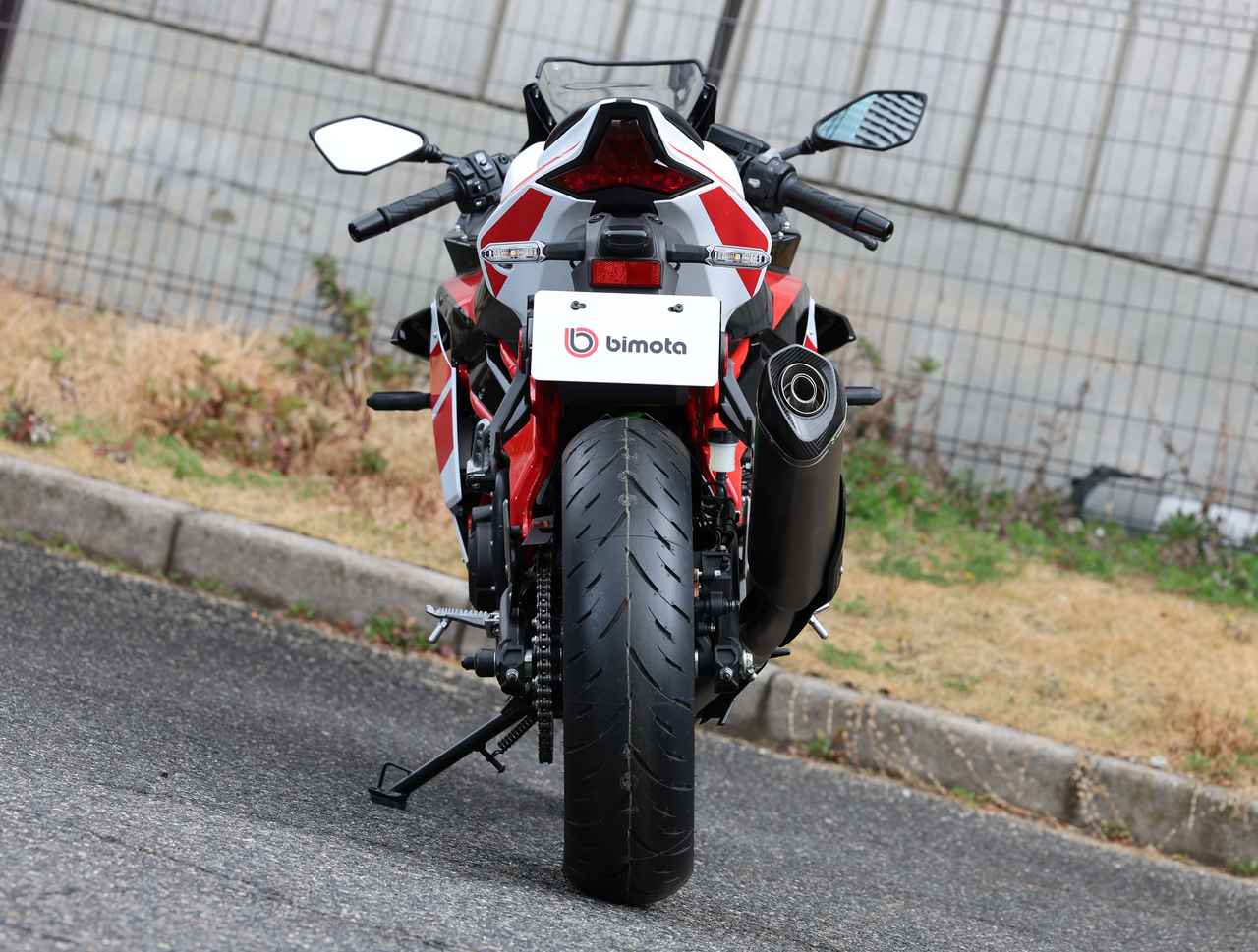 画像4: ビモータ「KB399」「KB399ES」ZX-4RR直系エンジン、フレームのミドルビモータ誕生! 気になる詳細を実車生撮りチェック!