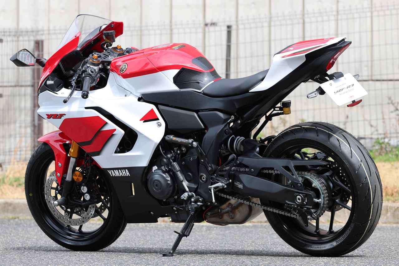 画像5: ヤマハ「YZF-R7 70th Anniversary Edition」全身進化で大きく変わった新型R7が国内初登場！ 春以降市販予定の実車をチェック！