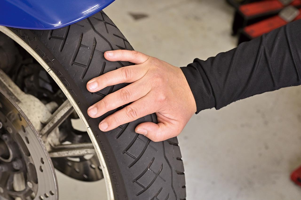 画像: Q1.タイヤ交換目安として、残溝、ひび割れ、製造年、パンク以外にある？
