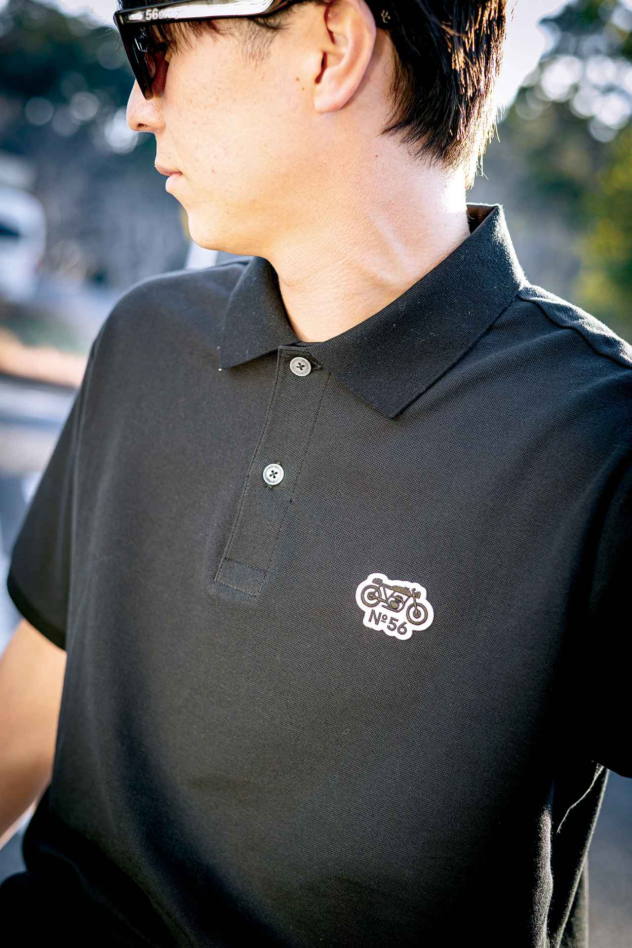 画像: 新作のバイクロゴシャツは、バイク文化を広めたいという想いを込めた。