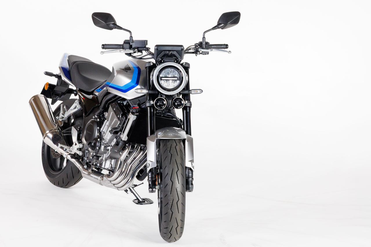 画像 : 17番目の画像 - 【写真17枚】ホンダ「CB400 SUPER FOUR E-Clutch Concept」 - webオートバイ