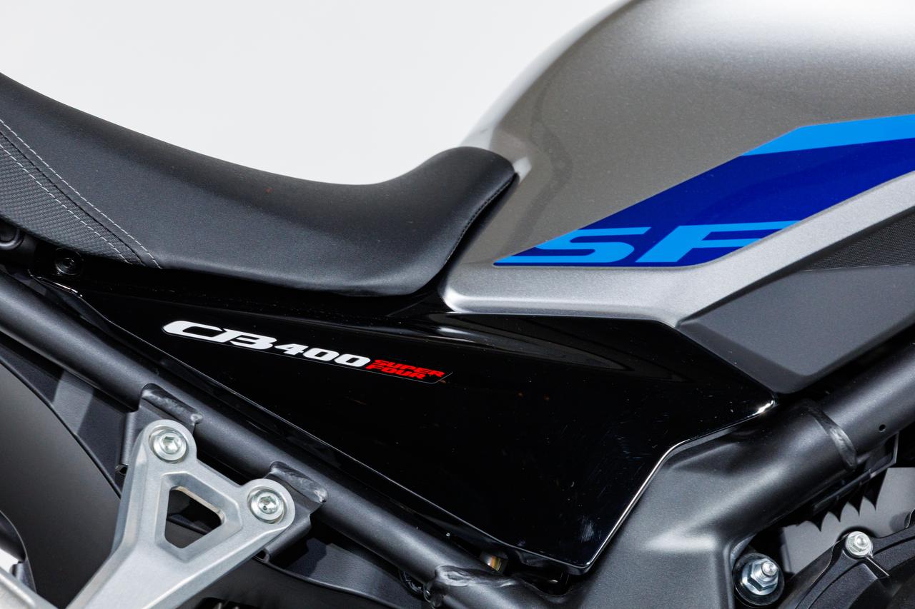 画像 : 5番目の画像 - 【写真17枚】ホンダ「CB400 SUPER FOUR E-Clutch Concept」 - webオートバイ