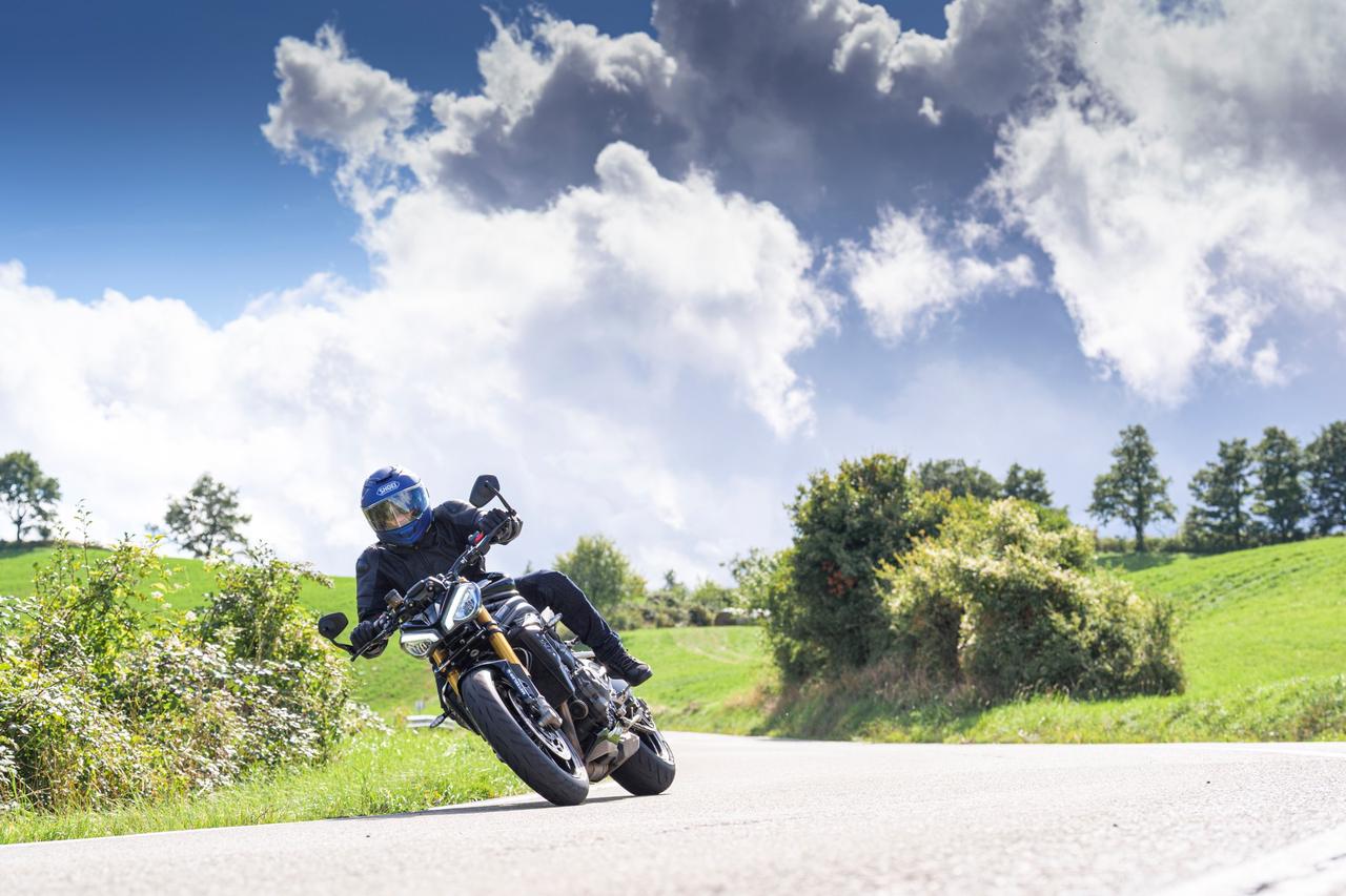 画像: SPORTEC™ 01 tyres | Metzeler