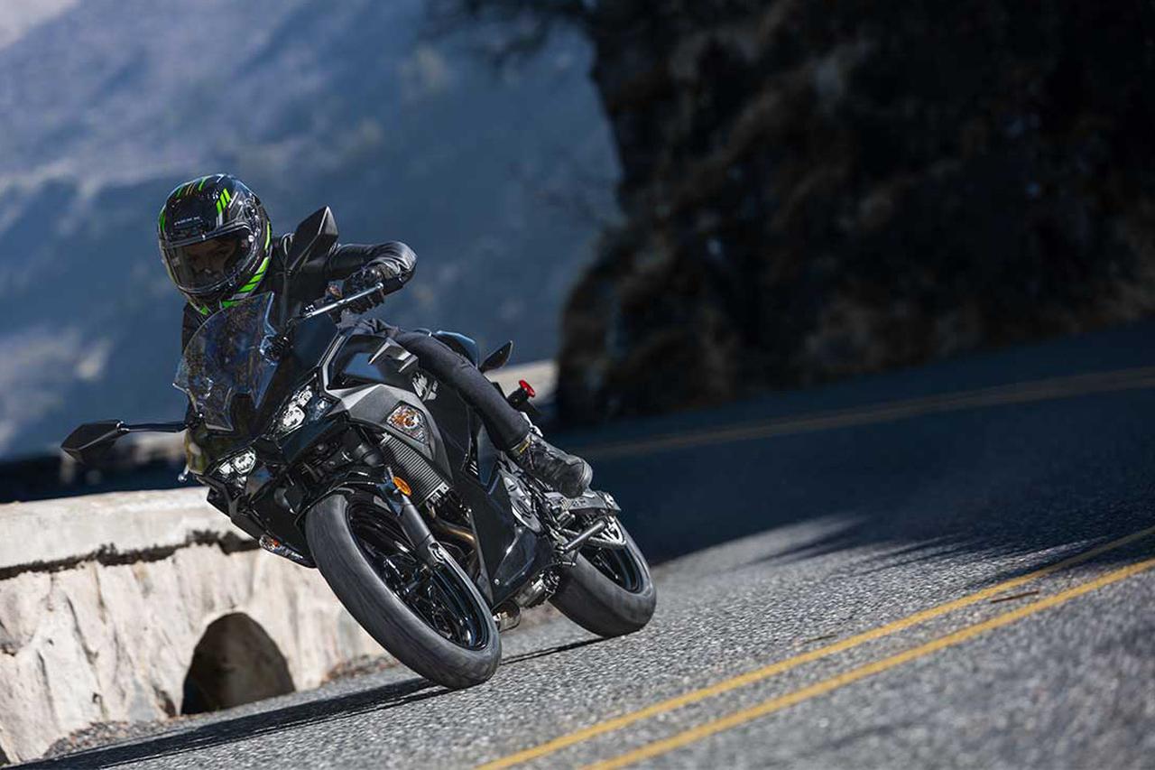 画像6: 新型Ninja ZX-10R＆Ninja 500を撮影！ モーターサイクルショー2026の展示車2台の車両情報をご紹介