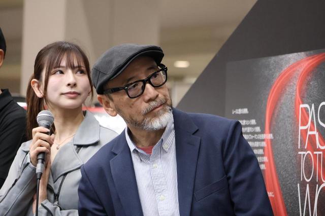 画像: 日曜日のトークショーに登場した佐川さんも「どんなバイクで、どんな乗り方をするかでベストのタイヤは変わってきます」とコメント。「すばらしくロングライフで、どんな場所でも楽しめるT33は、ツーリングメインならまず間違いない選択。ただ、ワインディングも少し腰をずらして攻めたい方ならS23を。さらに、月に1度くらいは自走でサーキットに行き、走りも楽しみたいという方にはRS12がいいと思います」と教えてくれました。