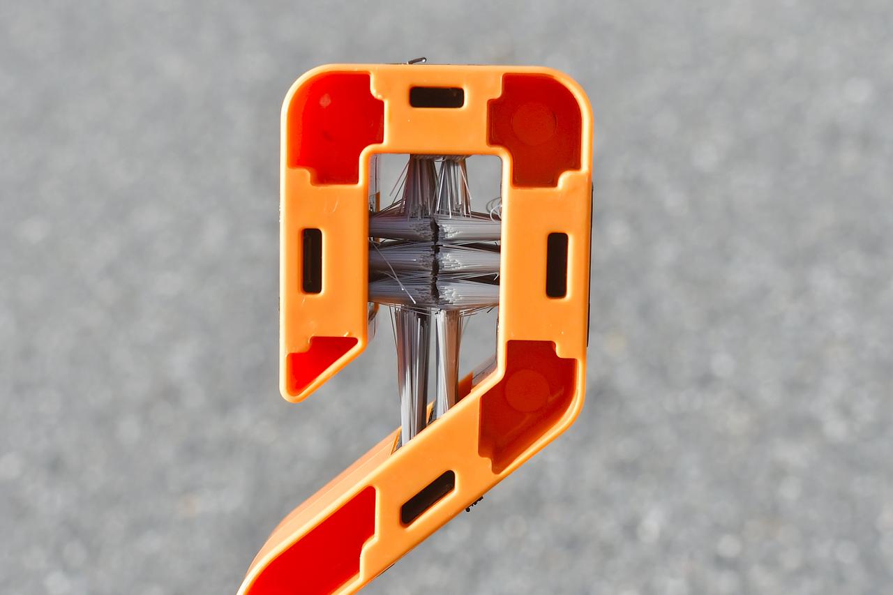 画像3: 4面チェーンブラシの詳細