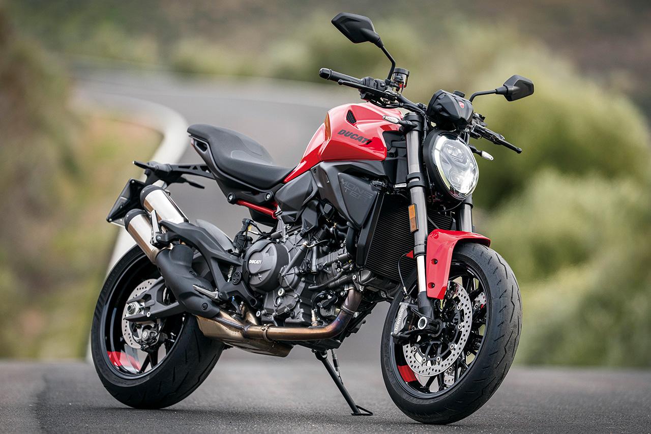 画像: DUCATI MONSTER 総排気量：800cc エンジン形式：水冷4ストDOHC4バルブV型2気筒 シート高：775mm 車両重量：175kg 税込価格：166万2000円～
