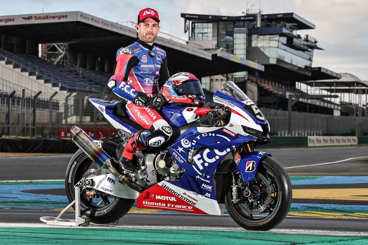 画像: Corentin Perolari(コロンタン・ペロラーリ) 1998年生まれ、フランス。GMT94ヤマハなどのチームで活躍し、Moto2を含む複数のカテゴリーでの経験を持つ。国際的なレースで優れた成績を収め、2025年シーズンよりF.C.C. TSR Honda Franceに加入。