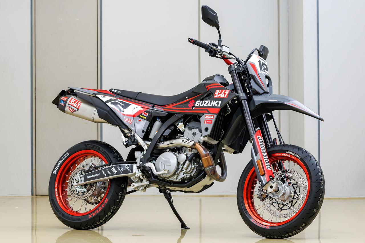 画像: YOSHIMURA DR-Z4SM
