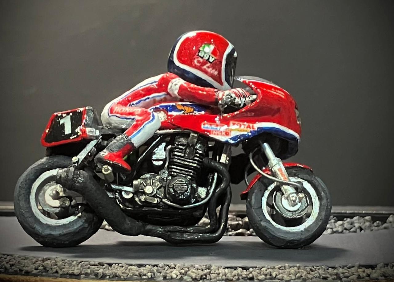 画像: RCB C.レオン