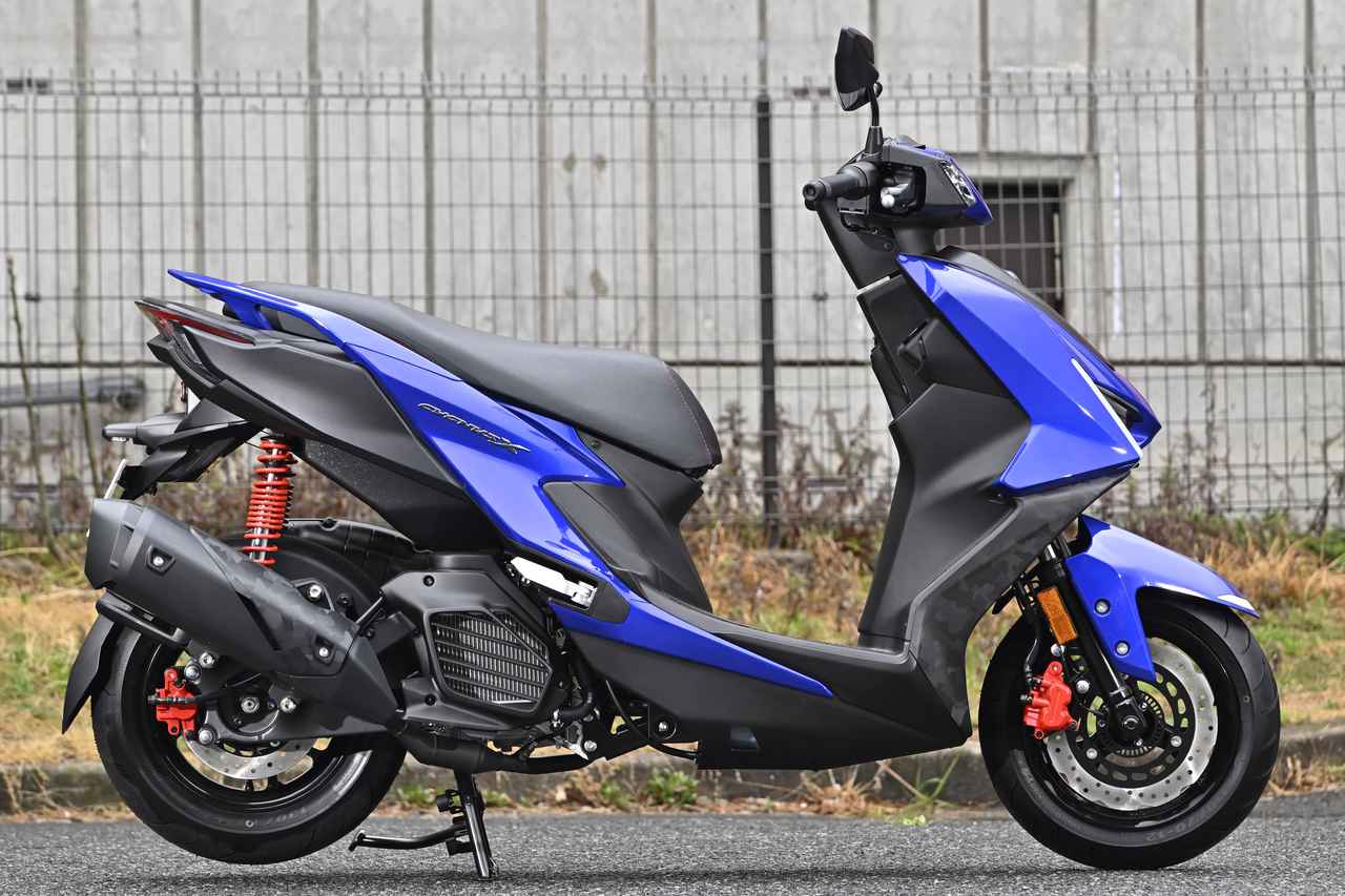 画像4: 【2026年夏発売予定！】シャープになって帰ってきた！ ヤマハ「シグナスX」の詳細を実車でチェック！