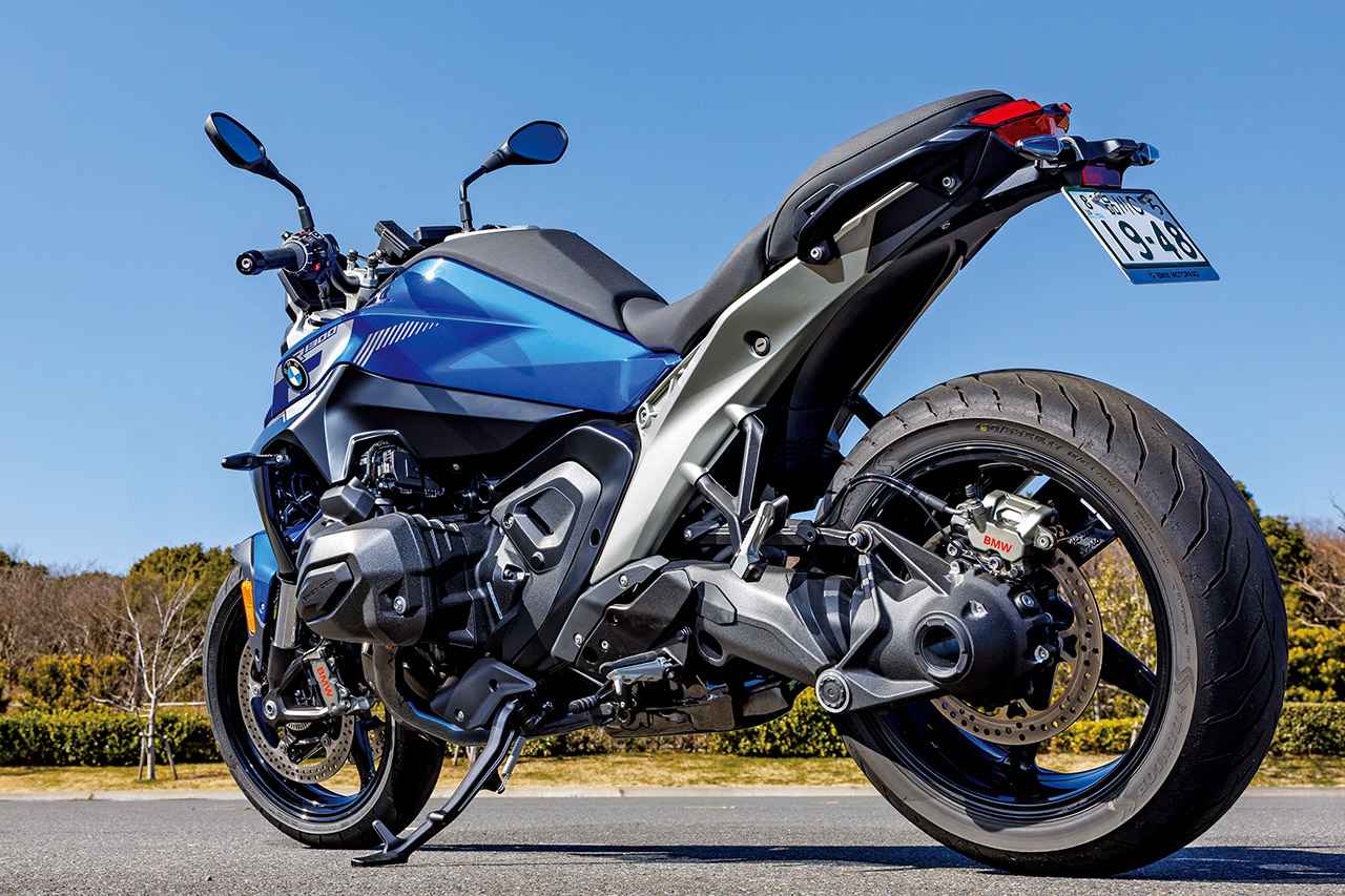 画像: 前モデルより大幅に軽くなったフットワークで、スポーツライディングが格段に楽しくなった。スタイリングも精悍に進化した。