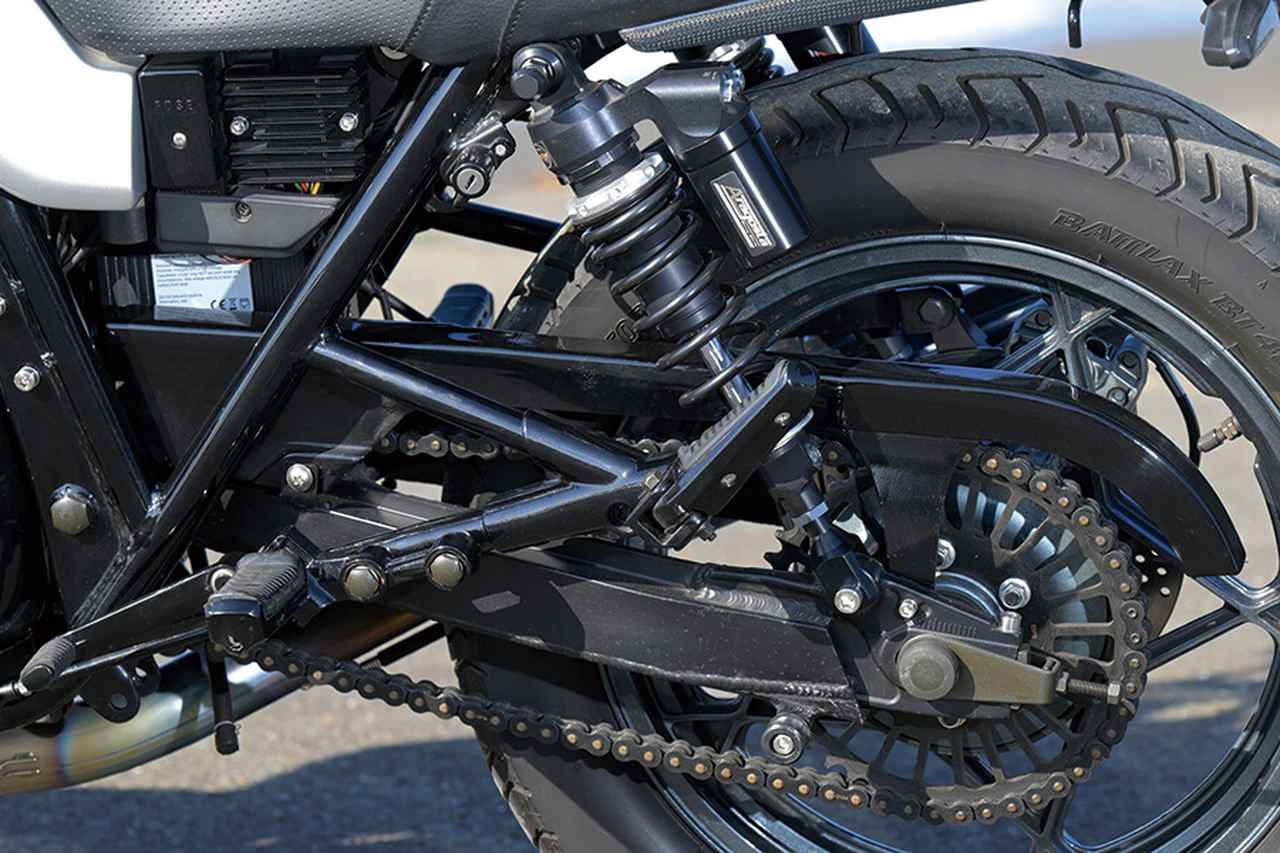 画像8: オーナーの50歳オーバー記念に製作したノーマルベースの長く乗れるカタナ