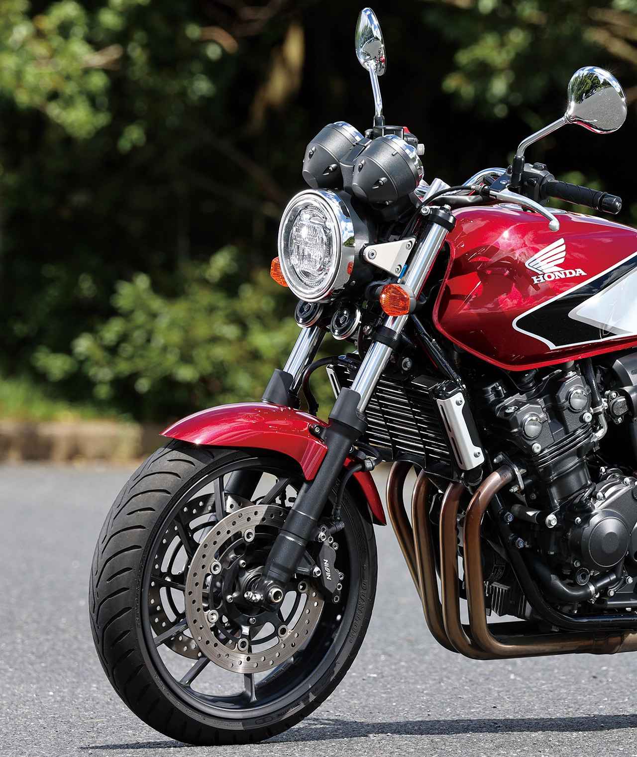 画像 : 13番目の画像 - 【写真20枚】ホンダ「CB400 SUPER FOUR E-Clutch Concept」解説〈シャシー編〉 - webオートバイ