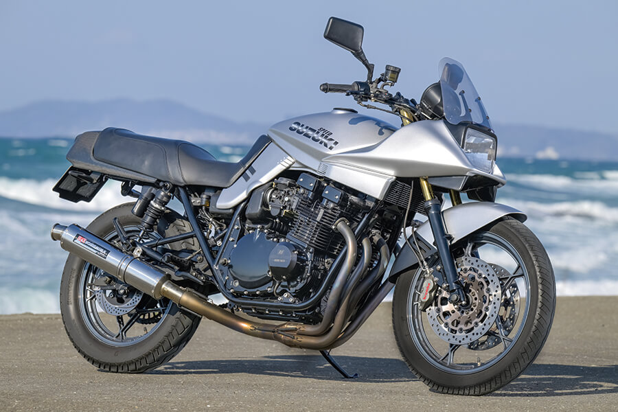 画像1: オーナーの50歳オーバー記念に製作したノーマルベースの長く乗れるカタナ