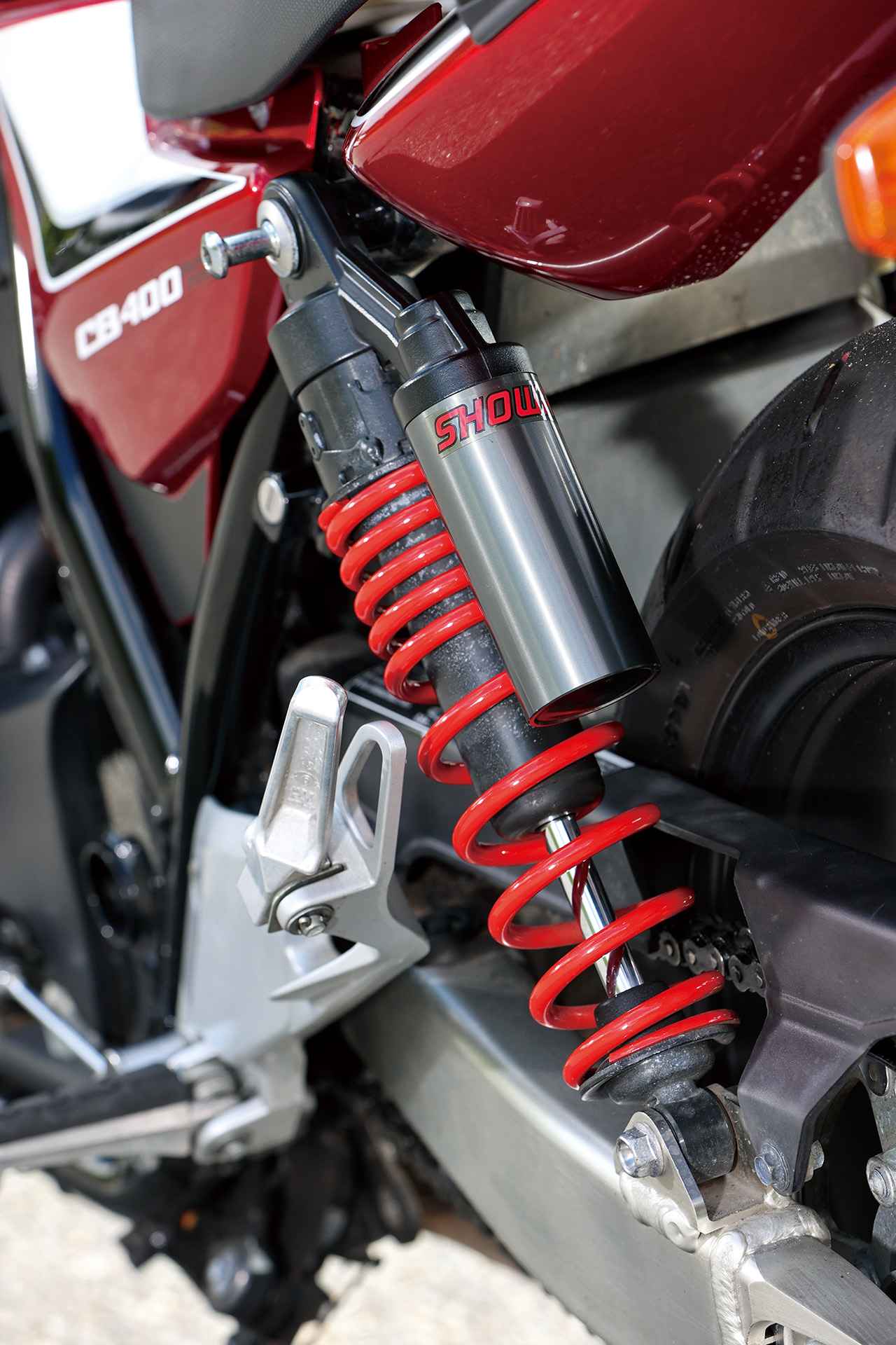 画像 : 17番目の画像 - 【写真20枚】ホンダ「CB400 SUPER FOUR E-Clutch Concept」解説〈シャシー編〉 - webオートバイ