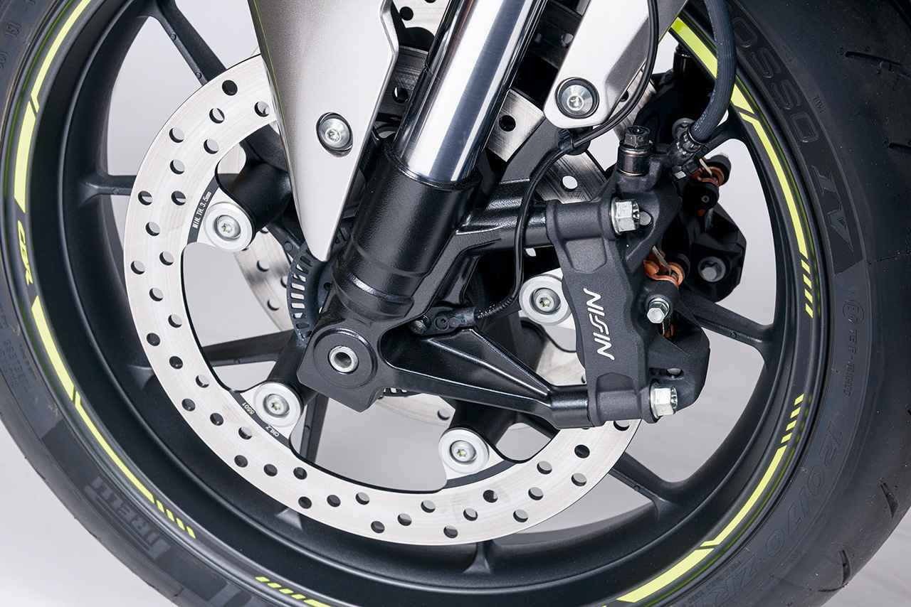 画像 : 13番目の画像 - 【写真16枚】ホンダ「CBR400R FOUR E-Clutch Concept」〈エンジン＆シャシー編〉 - webオートバイ