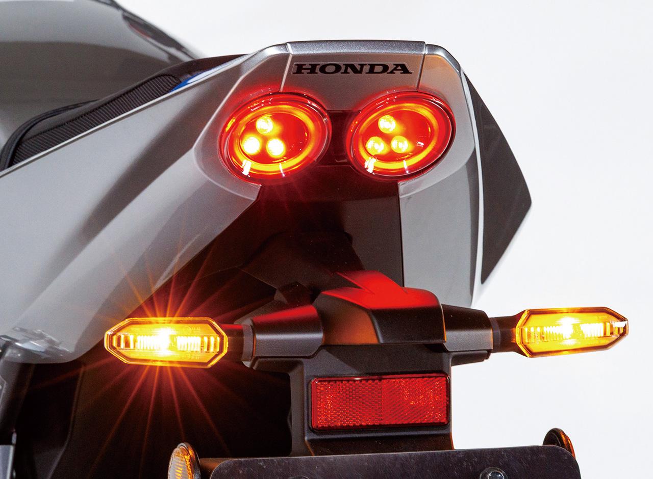 画像 : 15番目の画像 - 【写真22枚】ホンダ「CB400 SUPER FOUR E-Clutch Concept」〈装備編〉 - webオートバイ