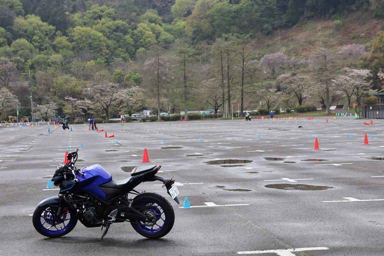 画像1: 運転に不安のあるビギナー・リターンライダーを対象にしたバイクレッスン