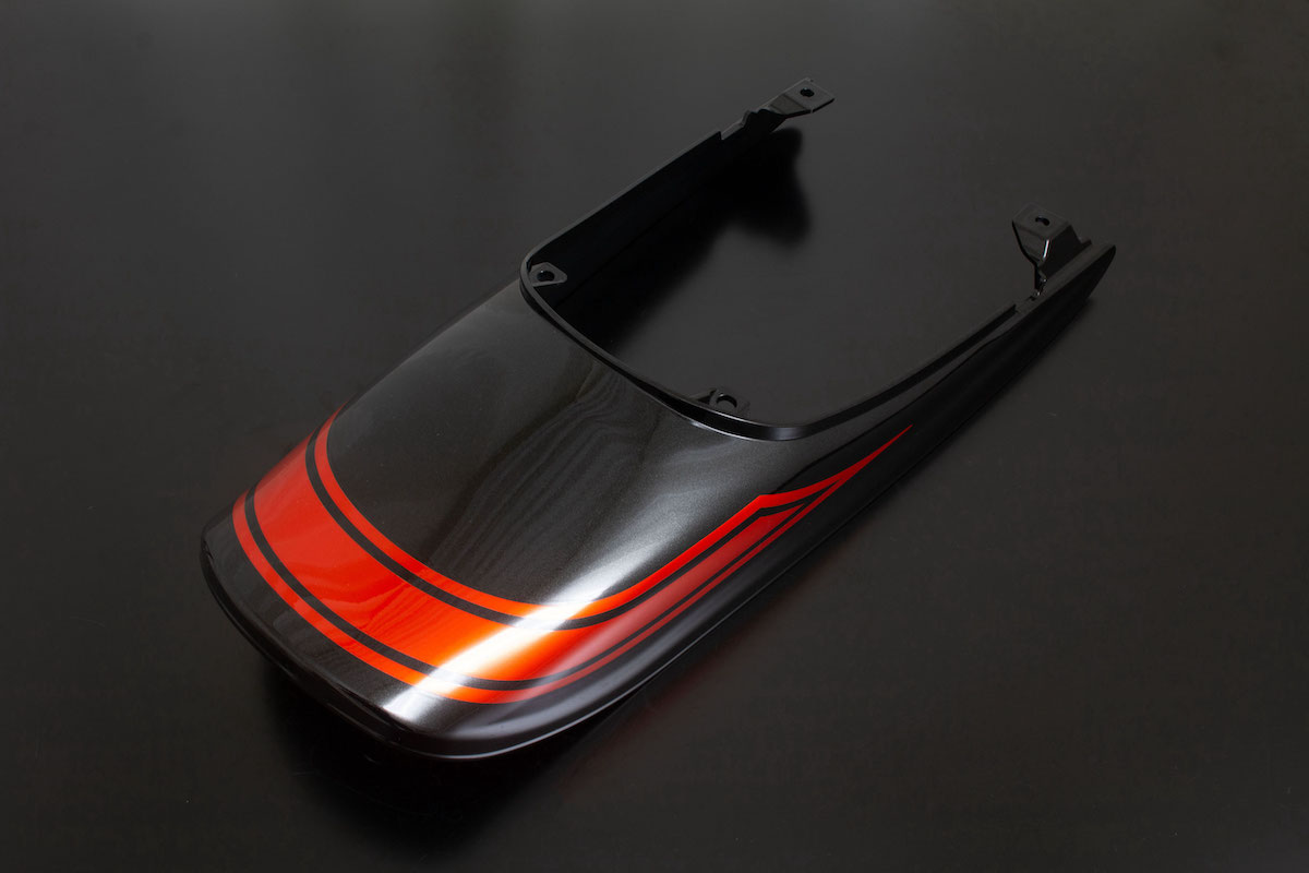 画像: ロングテールカウル 品番/189-1436 メタリックスパークブラック(SE) 55,000円(税込) ▶▶▶製品の詳細情報はこちら