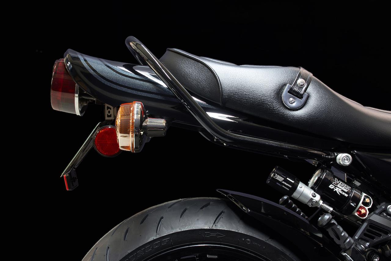 画像: 【2026年モデル】Z900RS black ball Editionロングテールカウル※写真は、アイアンフェンダーレスキットにZ2タイプテールランプセット、Z2タイプLEDウィンカーセットを装着。