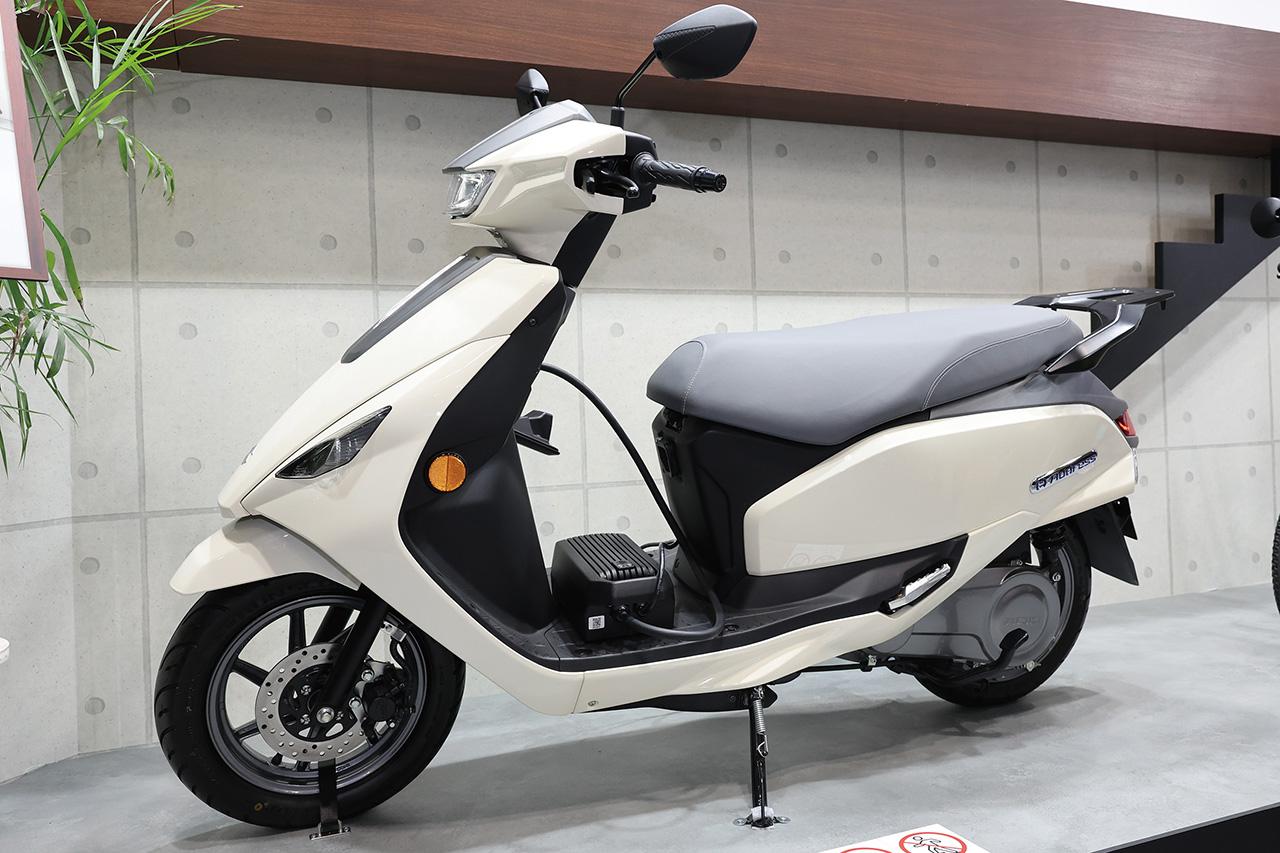 画像: SUZUKI e-Address 参考出品車