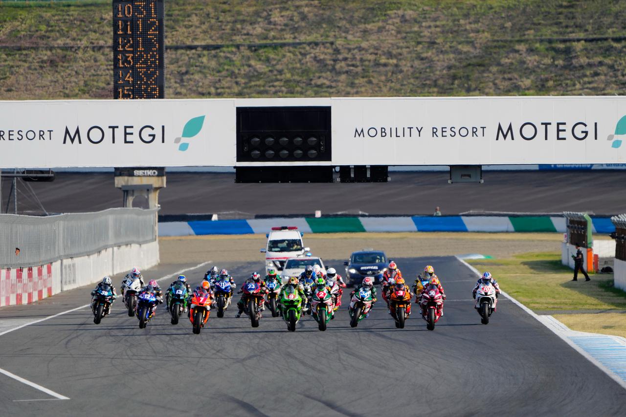 画像1: 全日本ロードレース選手権のST1000クラスとは？