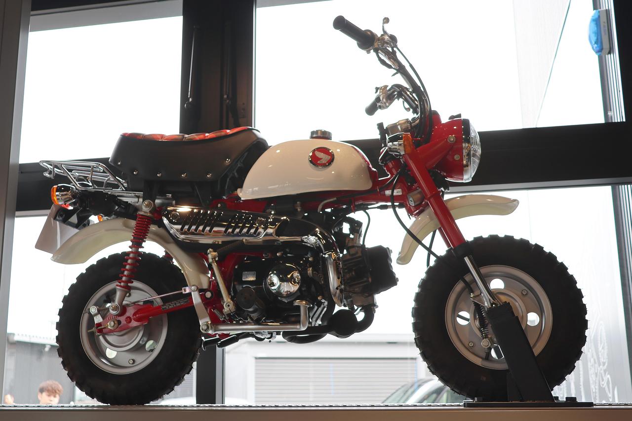 画像 : 7番目の画像 - 【写真21枚】ホンダ「Cub HOUSE」1号店 - webオートバイ