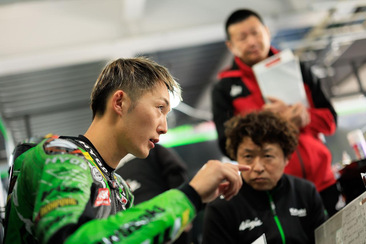 画像: 岩戸亮介選手は2024年にST1000クラスでランキング2位を獲得した実力者。昨年は年間を通して苦しい時期を過ごしたカワサキのエースは悔しさを晴らすべく今シーズンに挑みます！