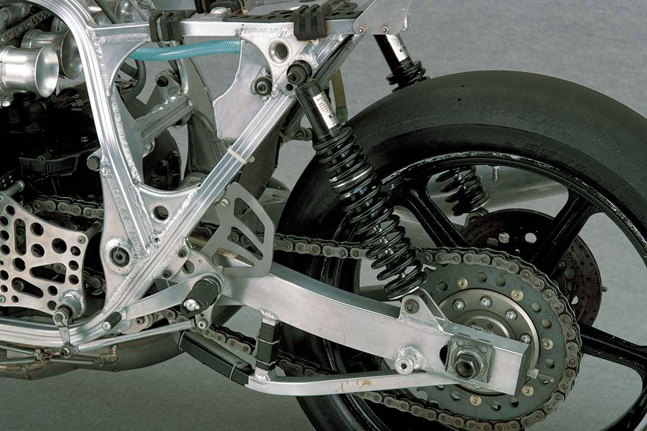 画像 : 10番目の画像 - 【写真12枚】YOSHIMURA MORIWAKI GSX1000（1983） - webオートバイ