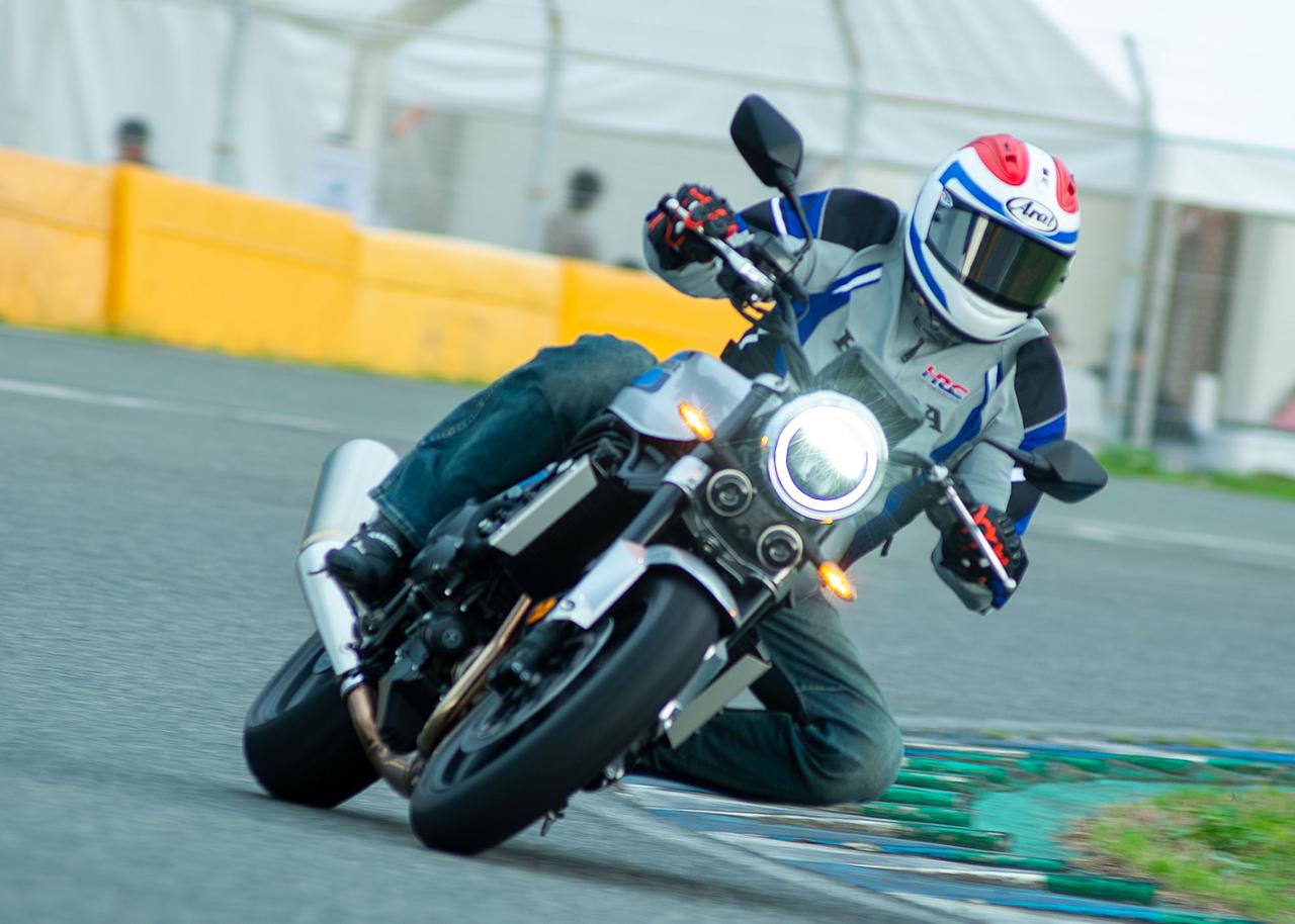 画像: ホンダ「CB1000F」をフレディ・スペンサーが電撃試乗！ - webオートバイ