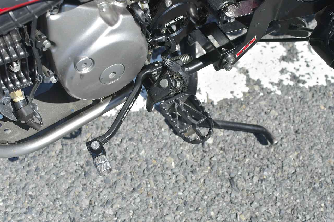画像: ワイドフットペグ