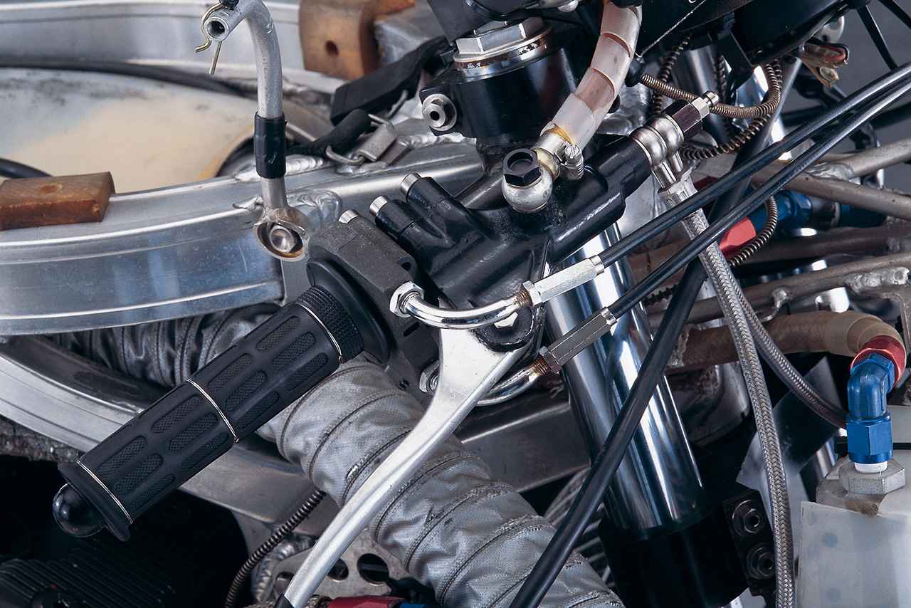 画像15: ヨシムラ「GSX-R750 8耐仕様」各部装備・ディテール解説