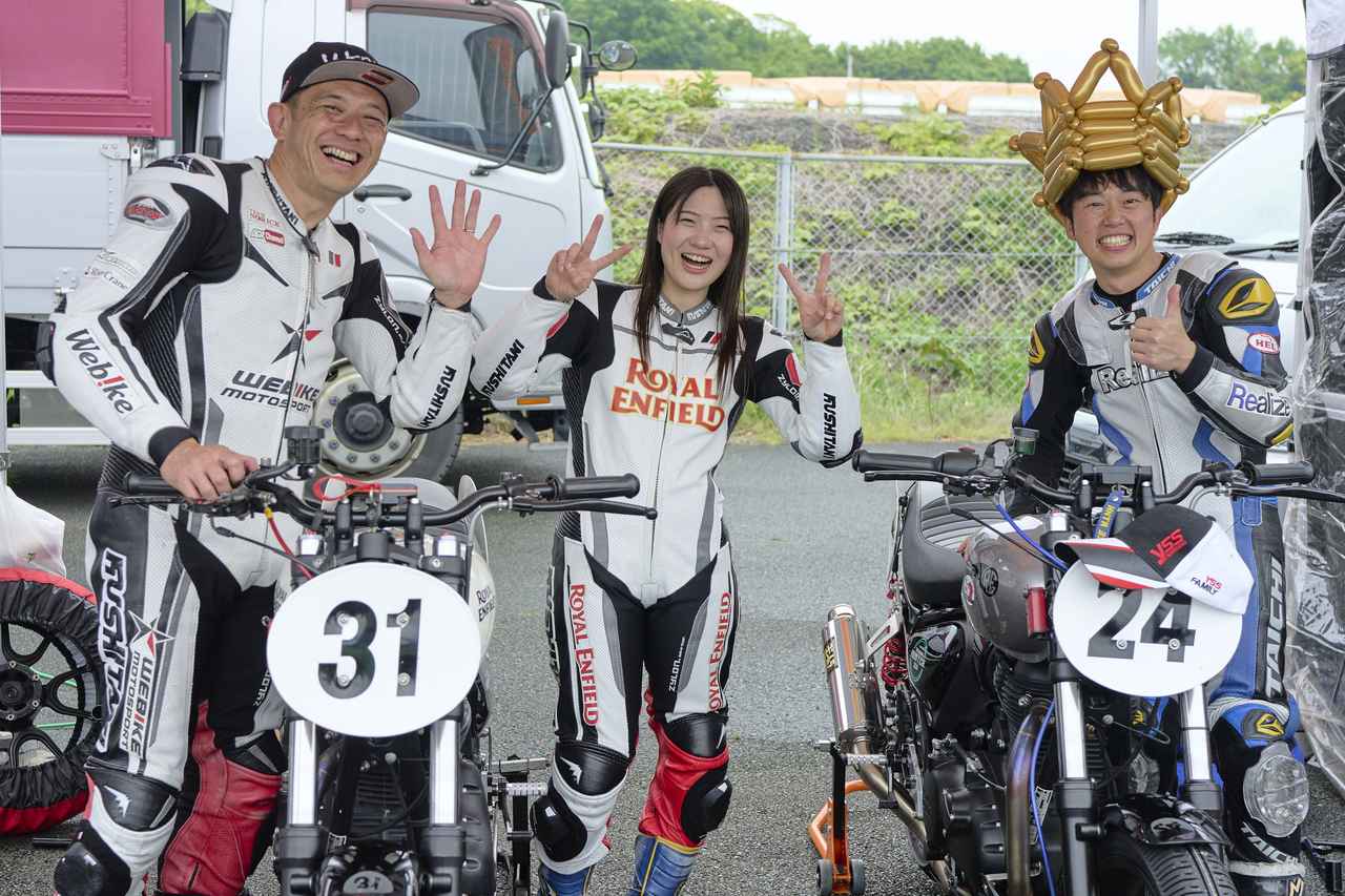 画像: 戦いを終えた後もこの雰囲気。ハンター350のライダーはとても仲が良い。