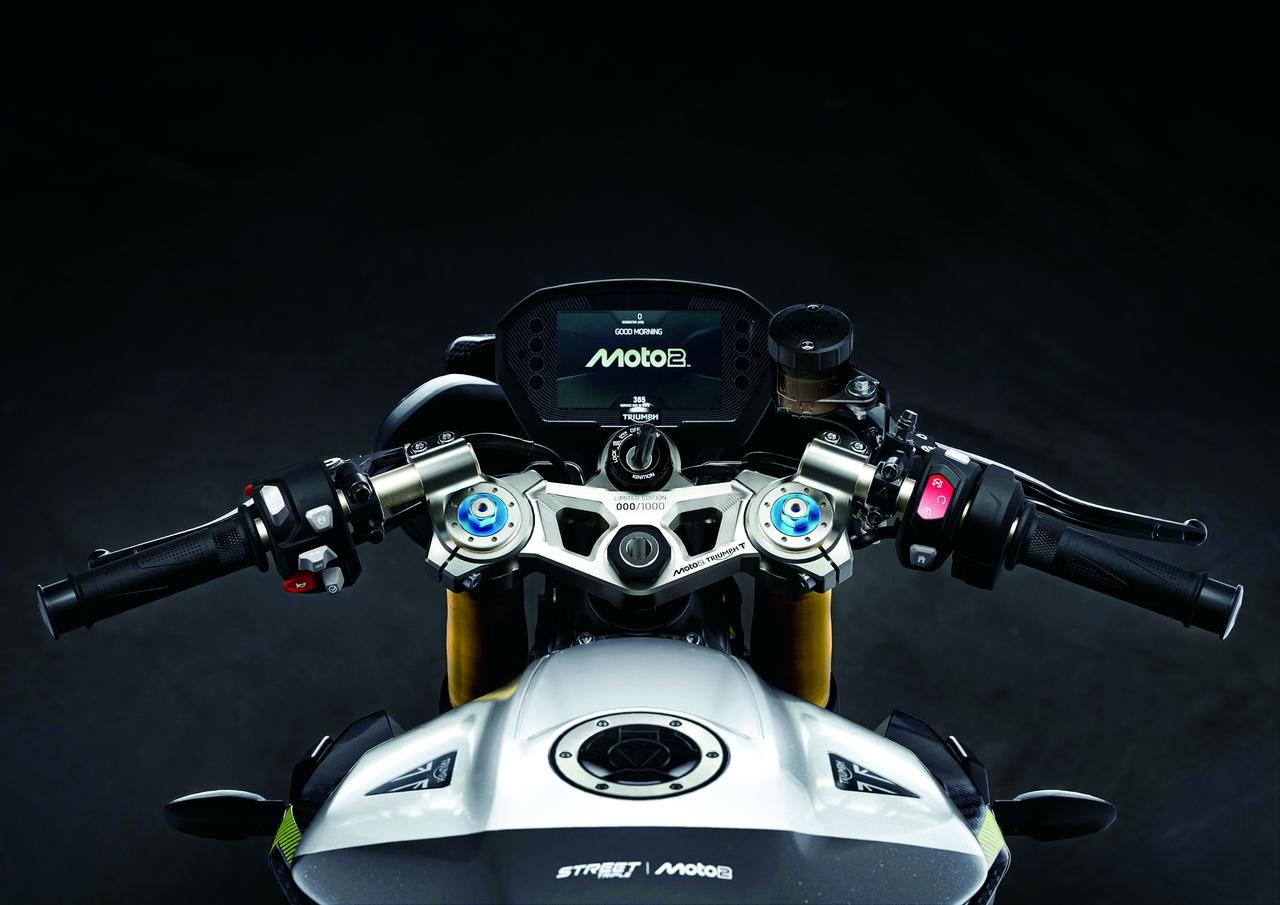 画像 : 6番目の画像 - 【写真9枚】トライアンフ「Street Triple 765 Moto2™ Edition」 - webオートバイ