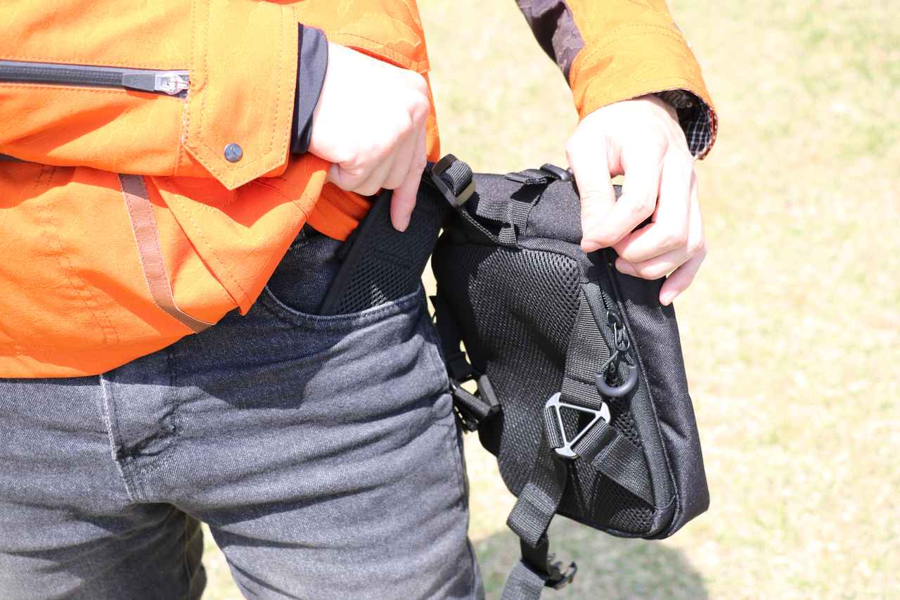 画像1: “腰に巻かない”レッグホルスターの革命児が超便利！ タナックス「ハーフデイツーリングホルスター」を使ってみた！
