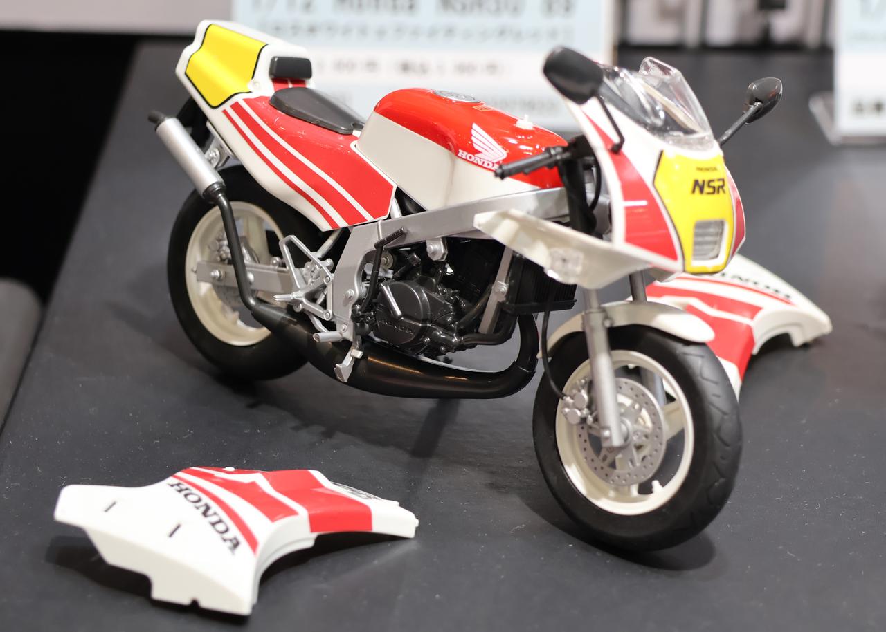画像: Hobby Japan 1/12 HONDA NSR50 89' 【ロスホワイト×ファイティングレッド】 価格：3960円 発売日：2026年9月以降
