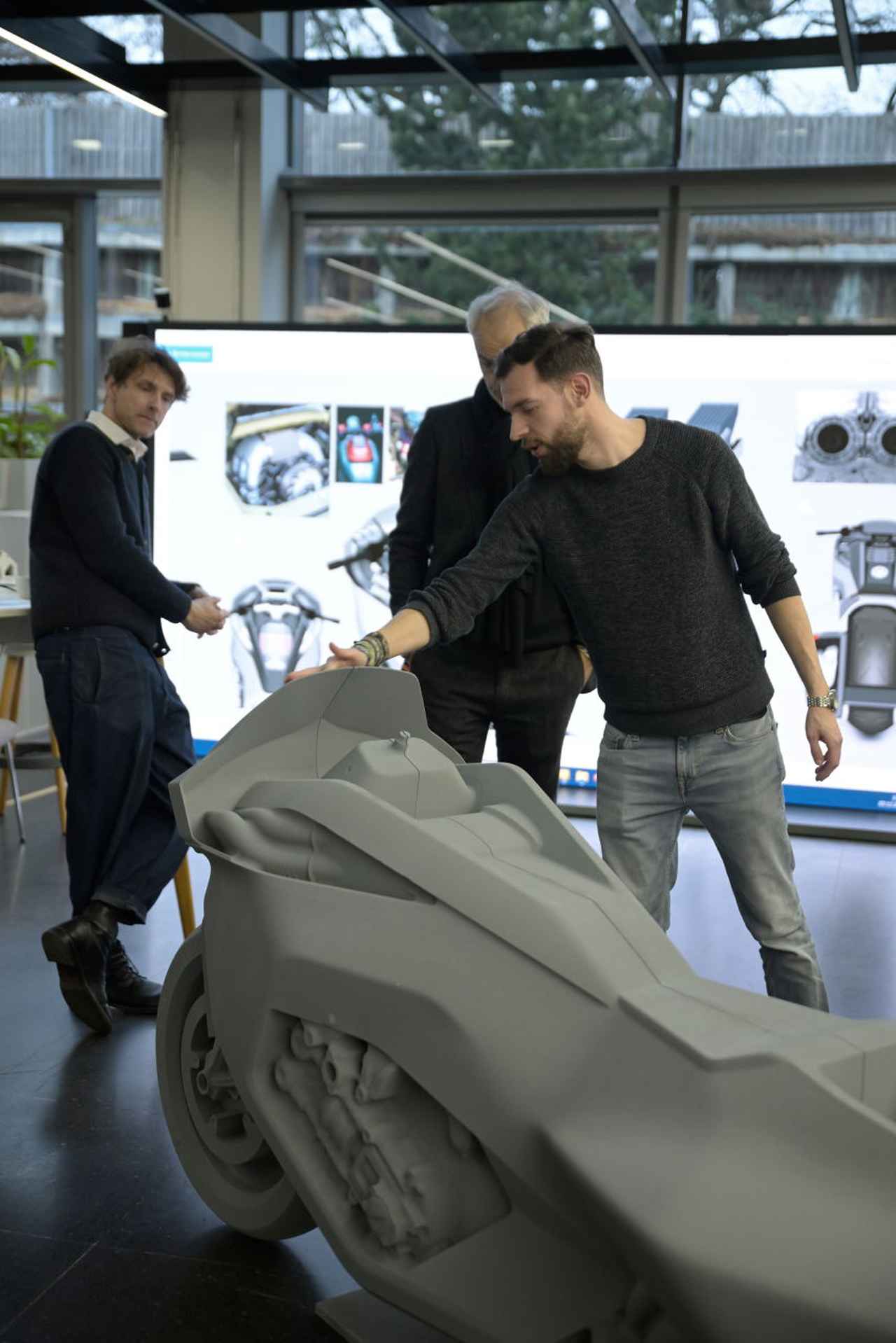 画像 : 59番目の画像 - 【写真72枚】BMW Motorrad「Vision K18」 - webオートバイ