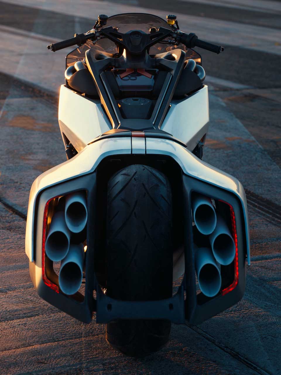 画像 : 37番目の画像 - 【写真72枚】BMW Motorrad「Vision K18」 - webオートバイ