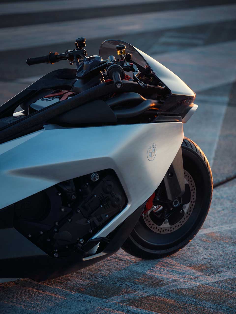 画像 : 36番目の画像 - 【写真72枚】BMW Motorrad「Vision K18」 - webオートバイ
