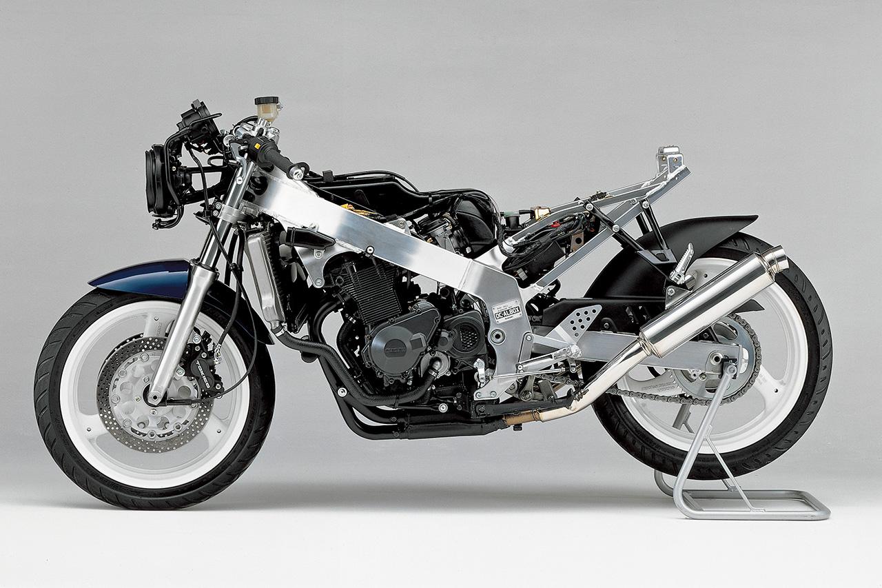 画像 : 4番目の画像 - 【写真18枚】スズキ「GSX-R」（1984）「GSX-R400R」（1990） - webオートバイ